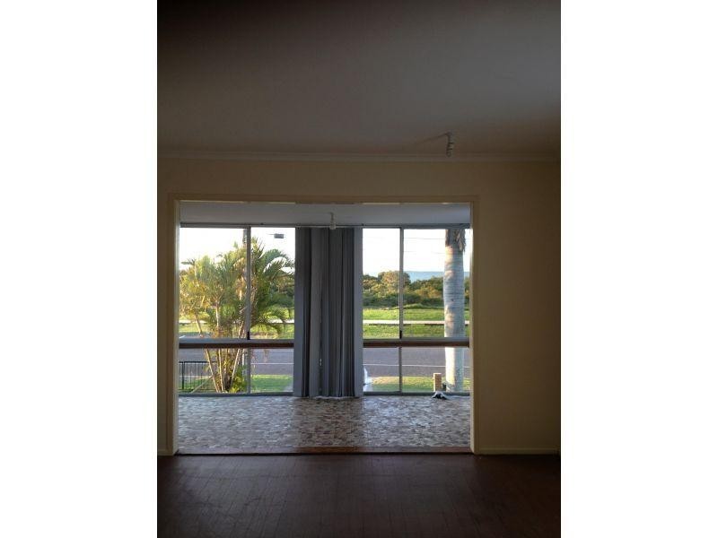 304 Queens Esplanade, Thorneside QLD 4158