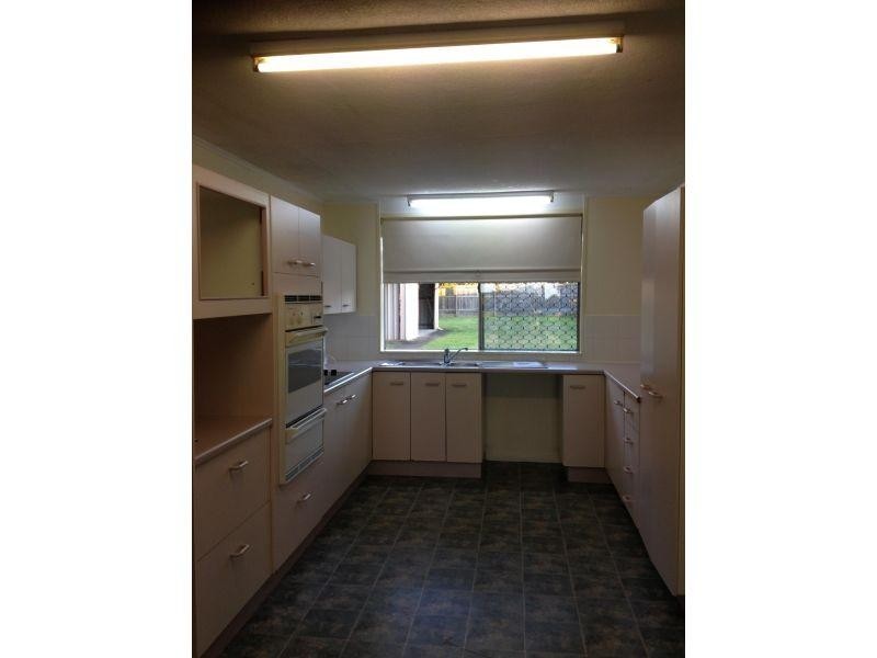 304 Queens Esplanade, Thorneside QLD 4158