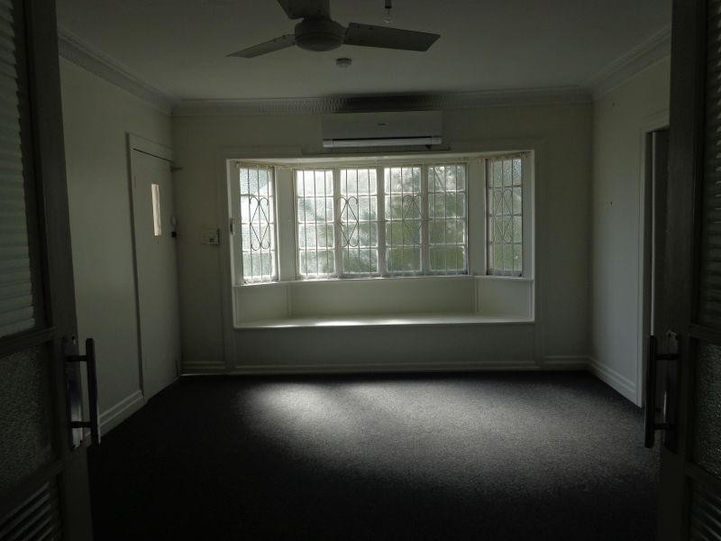 69 Mount Gravatt-Capalaba Road Corner of Tyron Street, Upper Mount Gravatt QLD 4122