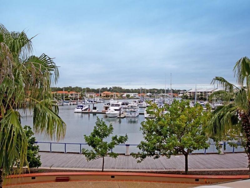 3/2 Masthead Drive, Cleveland QLD 4163