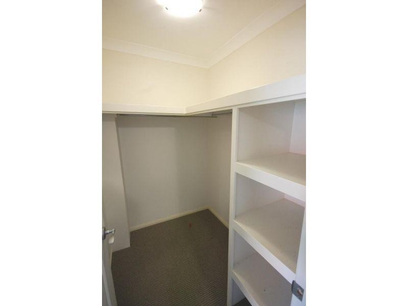 72 Ebony Crescent, Redland Bay QLD 4165