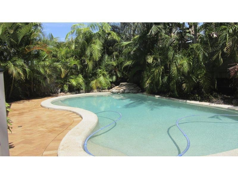 7 Sovereign Court, Birkdale QLD 4159