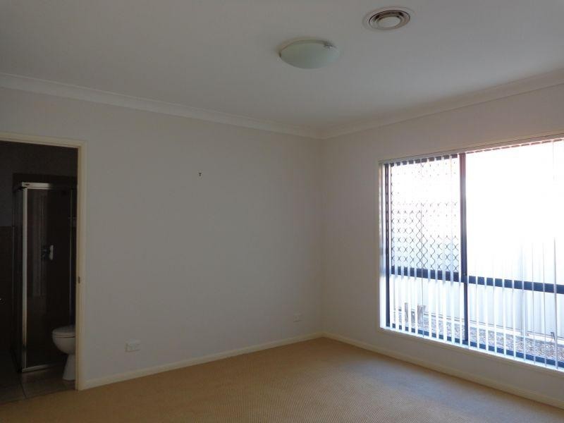 2/44 South Street, Cleveland QLD 4163