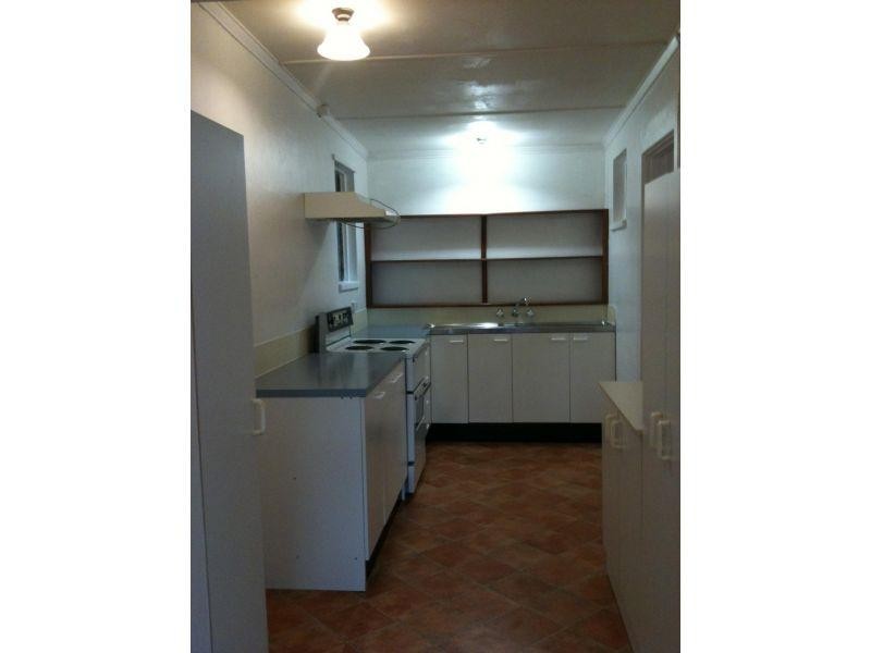 53 Cavell Road, Birkdale QLD 4159