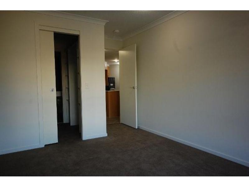 14/203 Shore Street, Cleveland QLD 4163