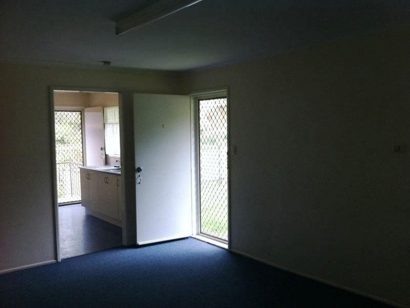 1/10 Roseglen Street, Greenslopes QLD 4120