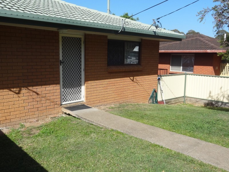 1/10 Roseglen Street, Greenslopes QLD 4120