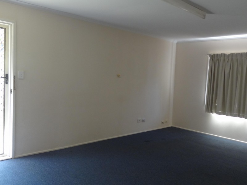 1/10 Roseglen Street, Greenslopes QLD 4120