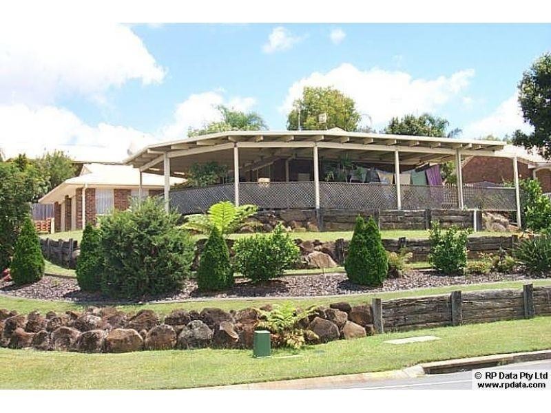 136 Mildura Drive, Helensvale QLD 4212