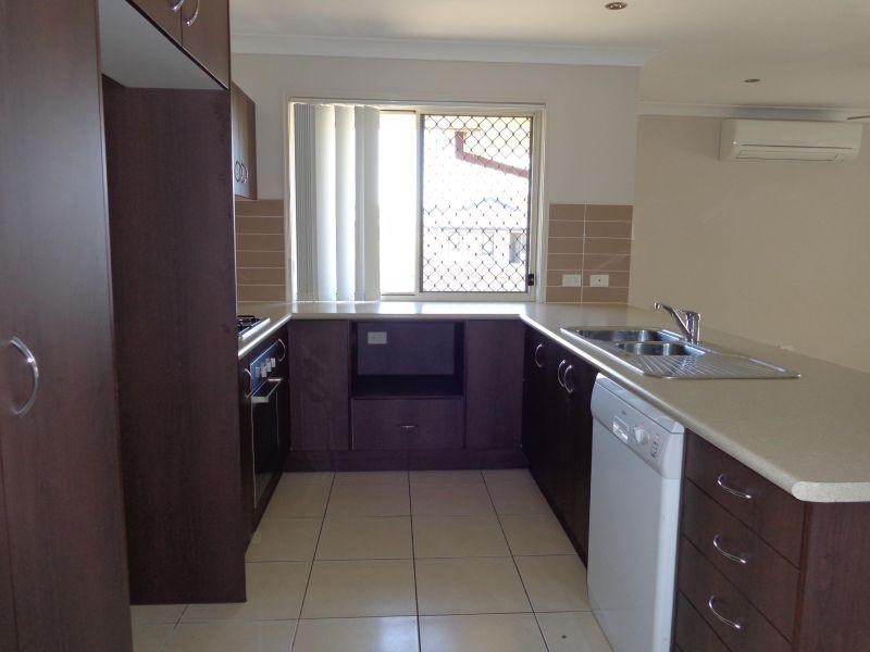 9 Grassdale Crescent, Morayfield QLD 4506