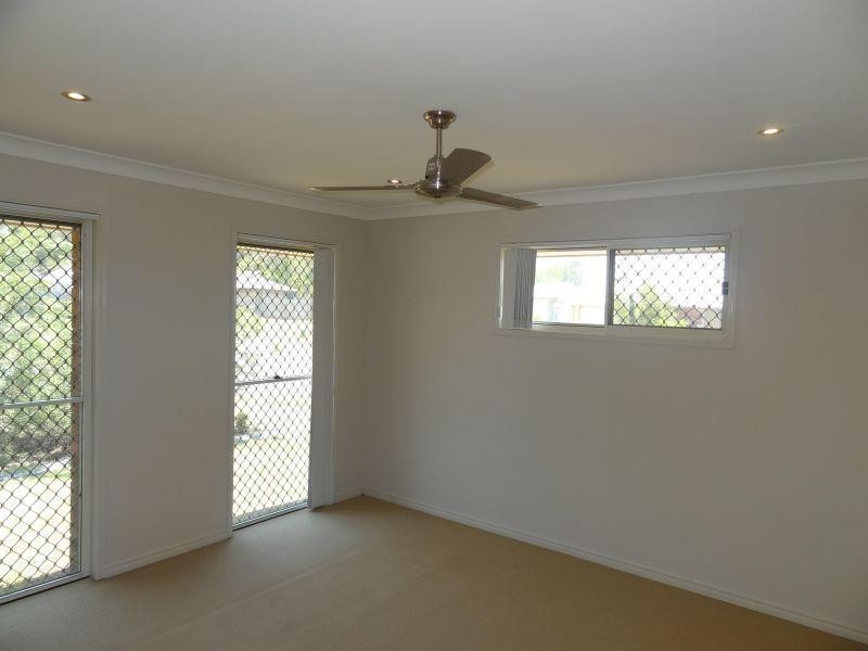 9 Grassdale Crescent, Morayfield QLD 4506