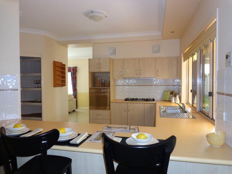5 Mallan Terrace, Birkdale QLD 4159