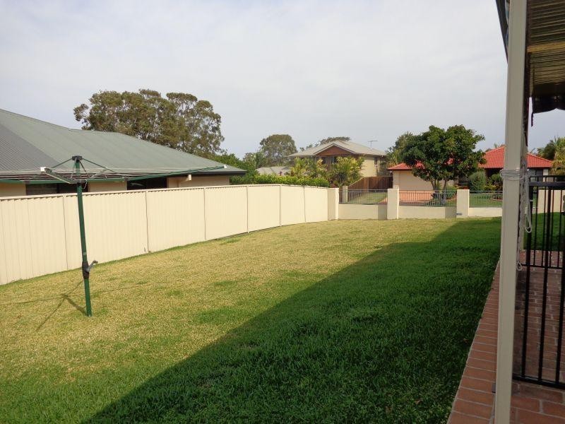 5 Mallan Terrace, Birkdale QLD 4159