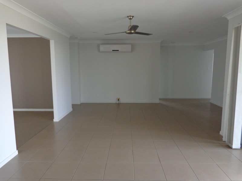 45 Baden Jones Way, North Booval QLD 4304