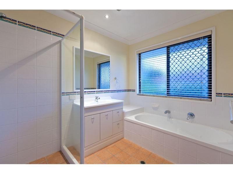 22 Beachside Court, Victoria Point QLD 4165