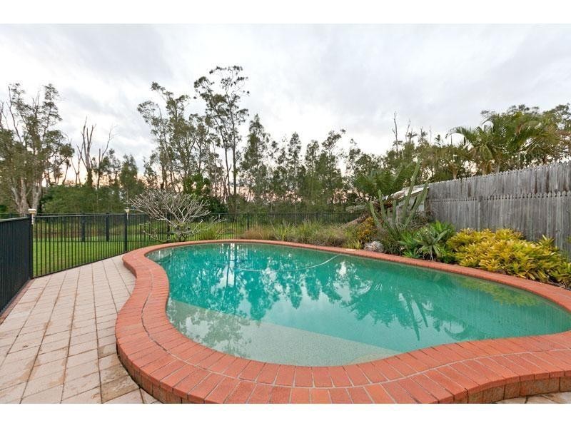 22 Beachside Court, Victoria Point QLD 4165