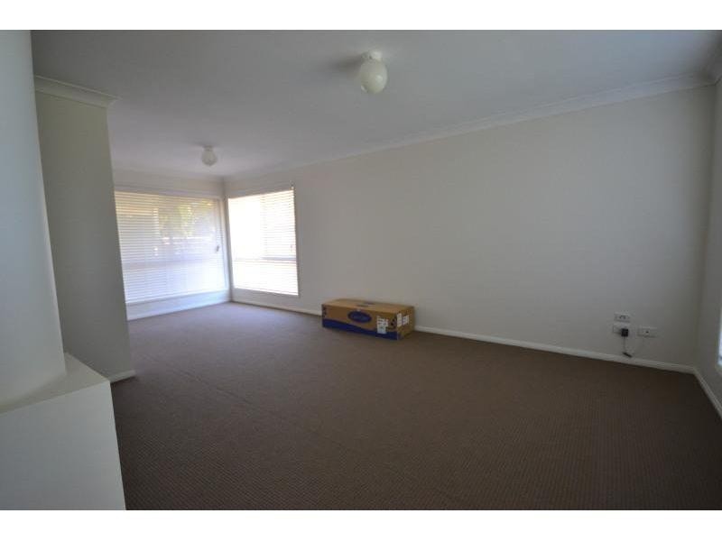 34 Fairway Drive, Redland Bay QLD 4165