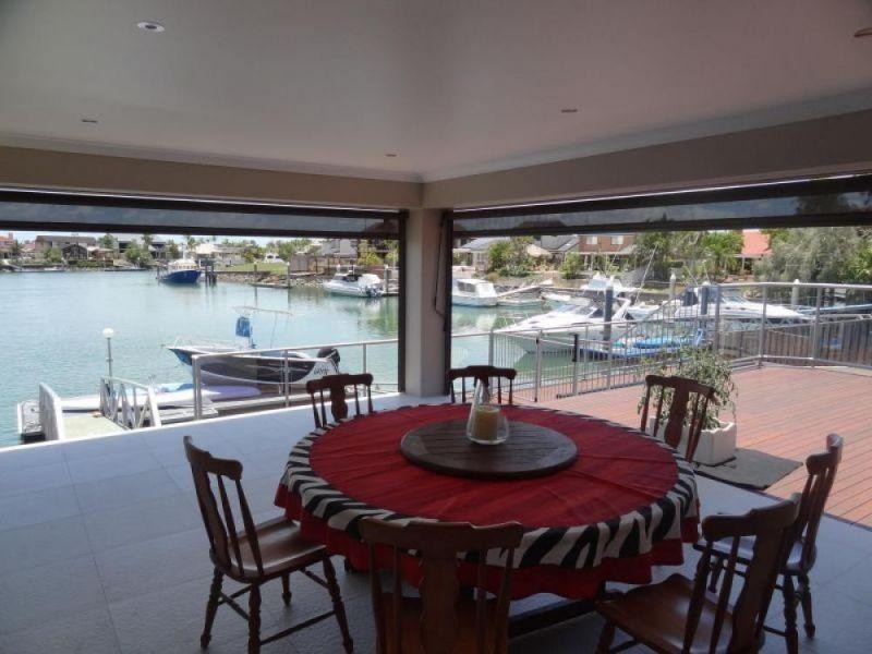 Luxury In Cleveland, Cleveland QLD 4163