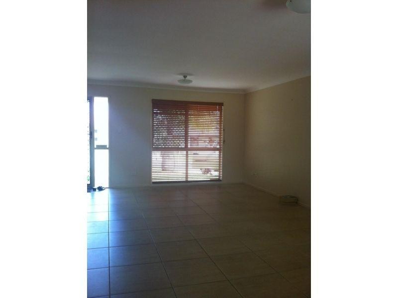 12 Lucy Court, Ormiston QLD 4160
