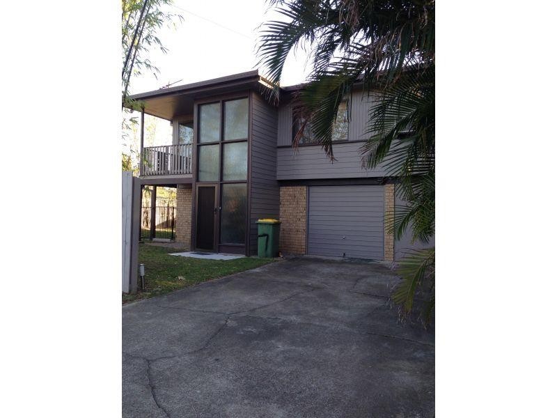 2 Fleet Street, Birkdale QLD 4159