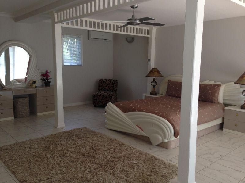 60 Victoria Parade, Coochiemudlo Island QLD 4184