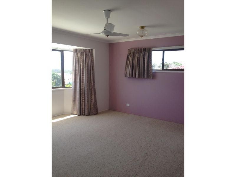 352 Bloomfield Street, Cleveland QLD 4163