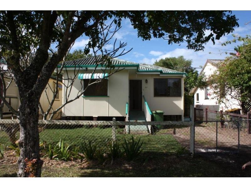 52 McLennan Street, Woody Point QLD 4019