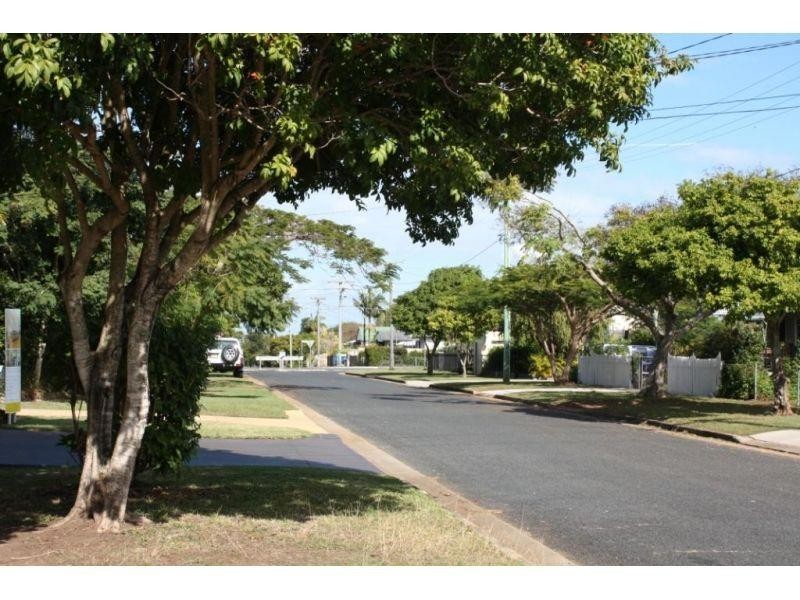 52 McLennan Street, Woody Point QLD 4019