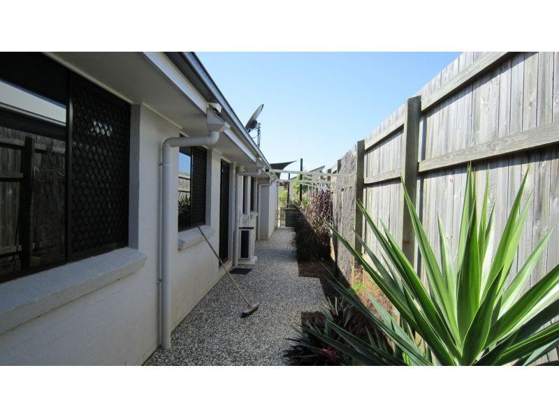 18 Hillcrest Street, Wellington Point QLD 4160