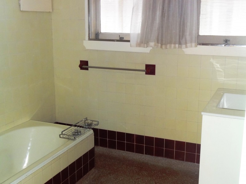 90 Gallipoli Road, Carina Heights QLD 4152