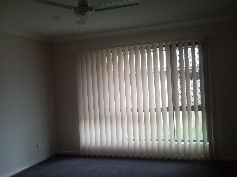 9 Violet Avenue, Springfield Lakes QLD 4300