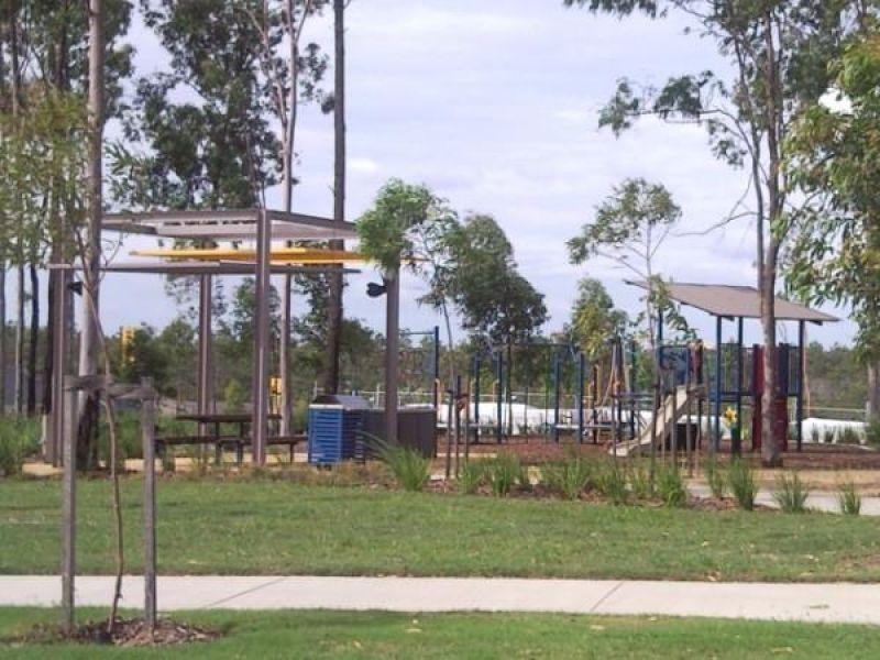 9 Violet Avenue, Springfield Lakes QLD 4300