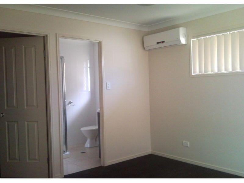 9 Violet Avenue, Springfield Lakes QLD 4300