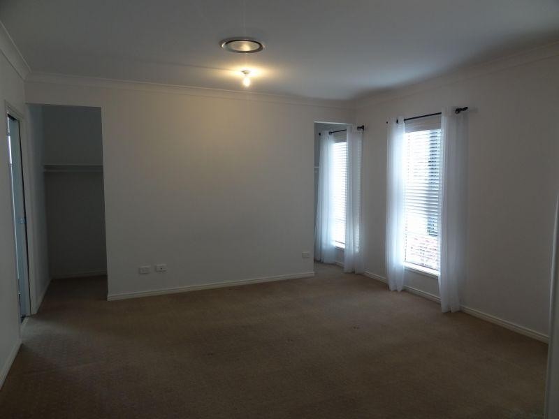10 John Street, Thorneside QLD 4158