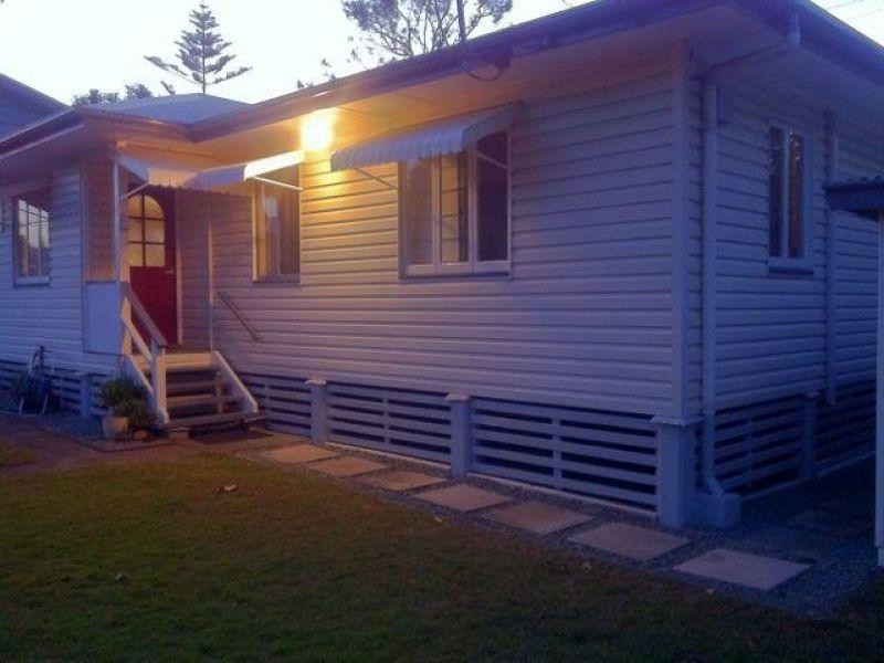 3 Pansy Street, Wynnum QLD 4178