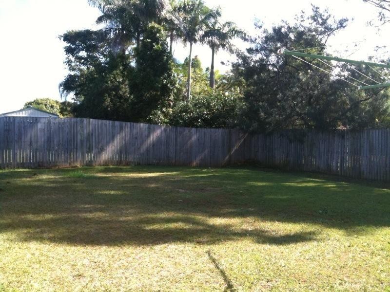 27 Spring Road, Kallangur QLD 4503