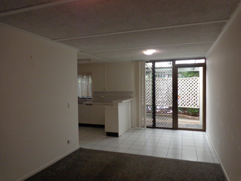 2/17 Tarcoola Avenue, Mooloolaba QLD 4557