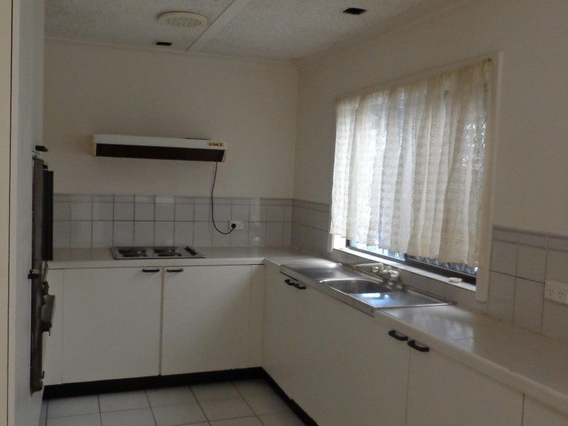 2/17 Tarcoola Avenue, Mooloolaba QLD 4557