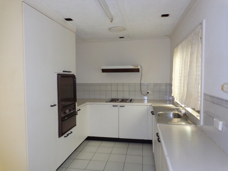 2/17 Tarcoola Avenue, Mooloolaba QLD 4557