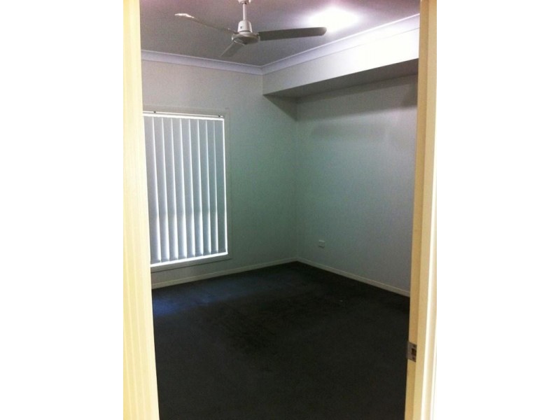 64 Sunningdale Street, Redland Bay QLD 4165