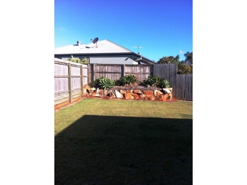 64 Sunningdale Street, Redland Bay QLD 4165