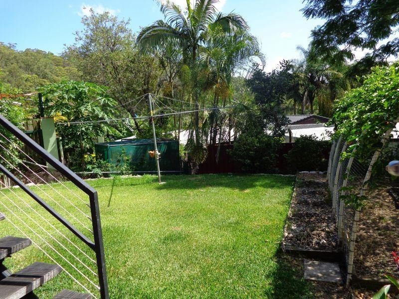 77 Bankside Street, Nathan QLD 4111