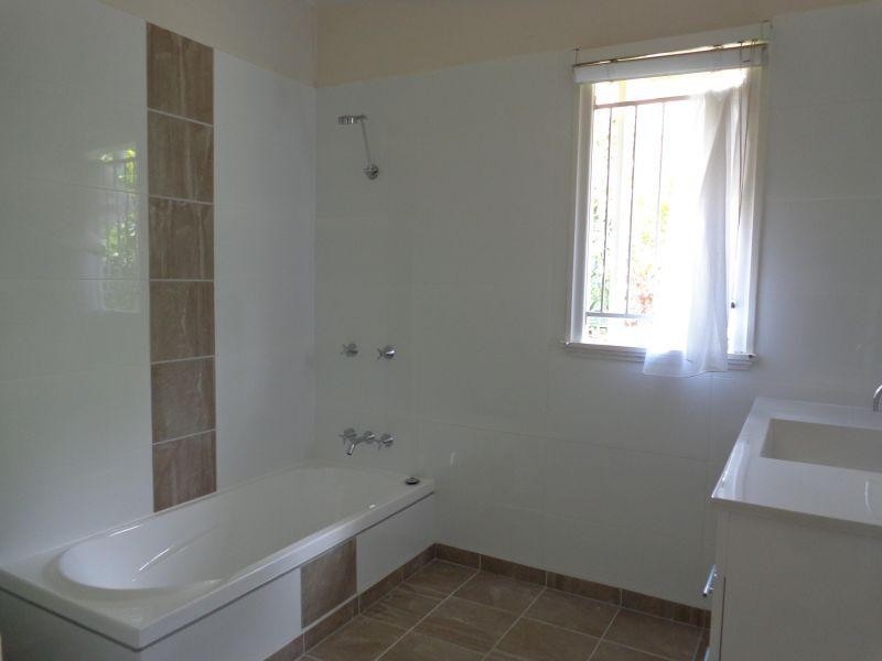 4 Lana Street, Tarragindi QLD 4121