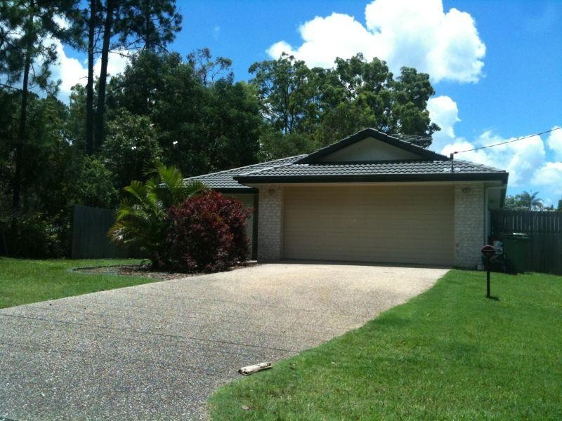 18 Spruce Street, Loganlea QLD 4131