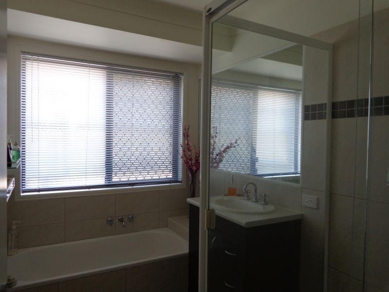 72 Campbell Street, Wakerley QLD 4154