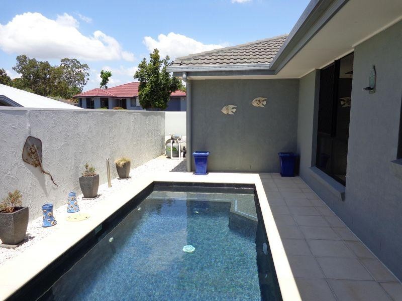 72 Campbell Street, Wakerley QLD 4154