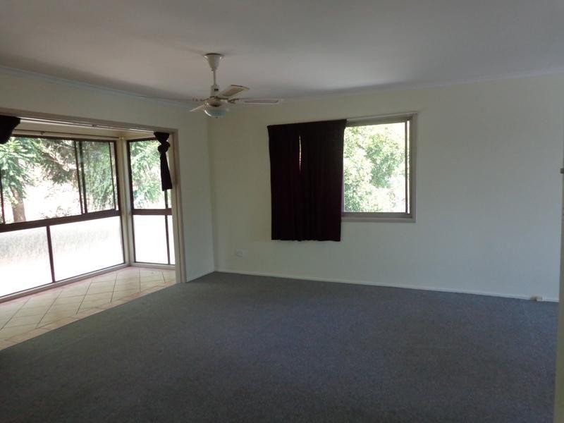 77 Bankside Street, Nathan QLD 4111