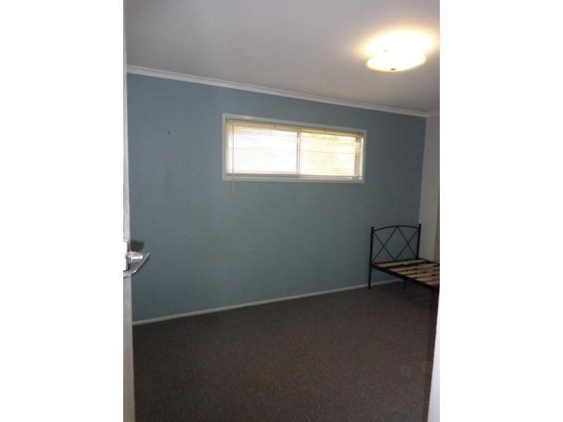 77 Bankside Street, Nathan QLD 4111