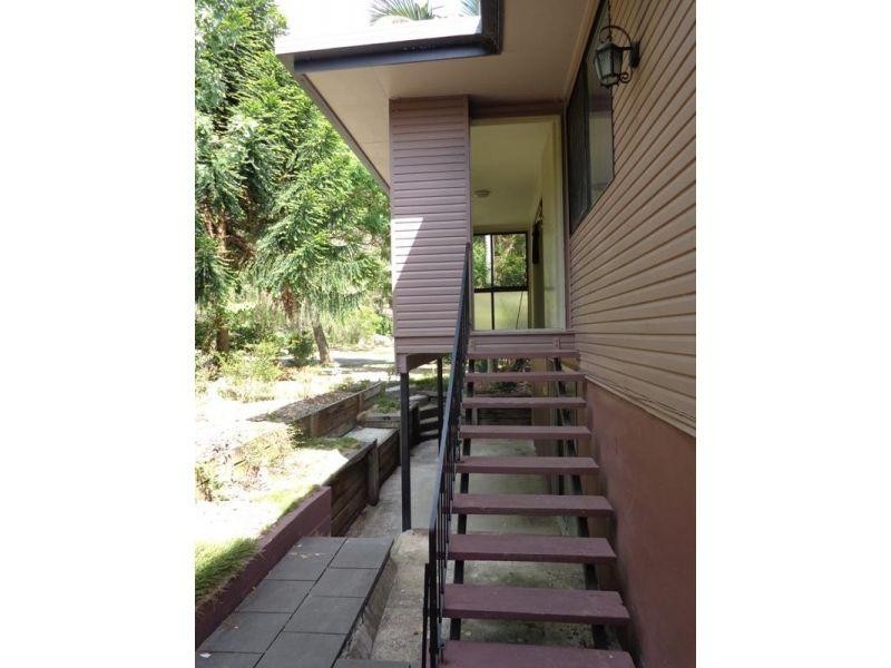 77 Bankside Street, Nathan QLD 4111