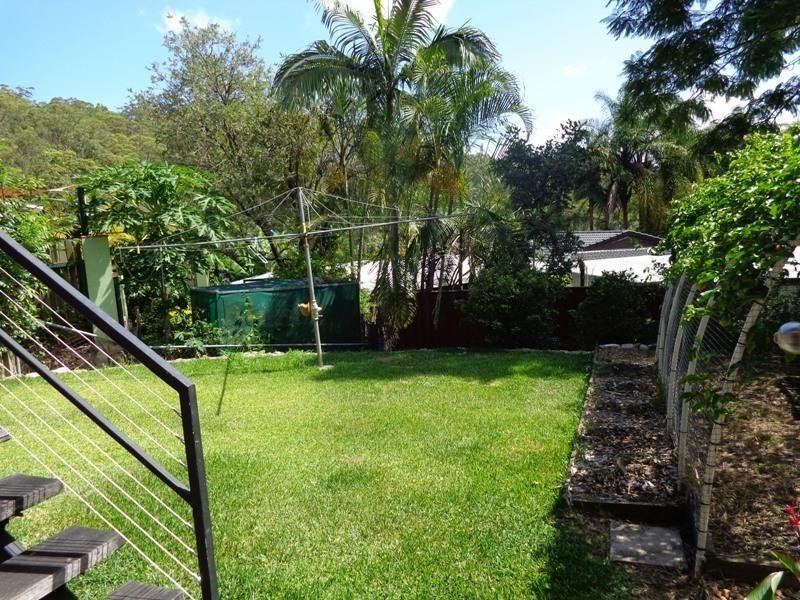 77 Bankside Street, Nathan QLD 4111